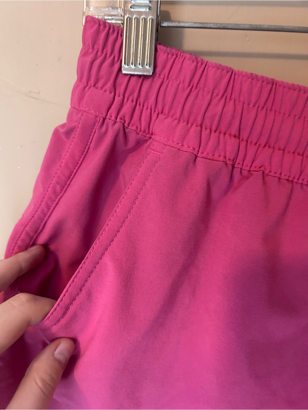 Columbia Botaga Bay Activewear Shorts
Size M Hiking Outdoors - Picture 3 of 11